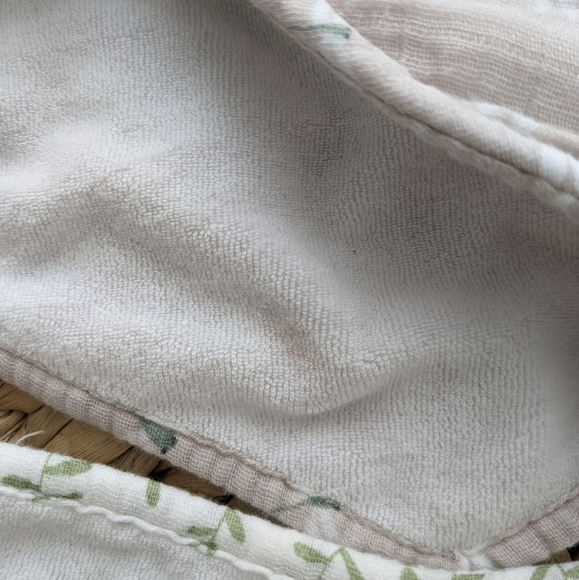 3 100% cotton bibs - Picture 3 of 3